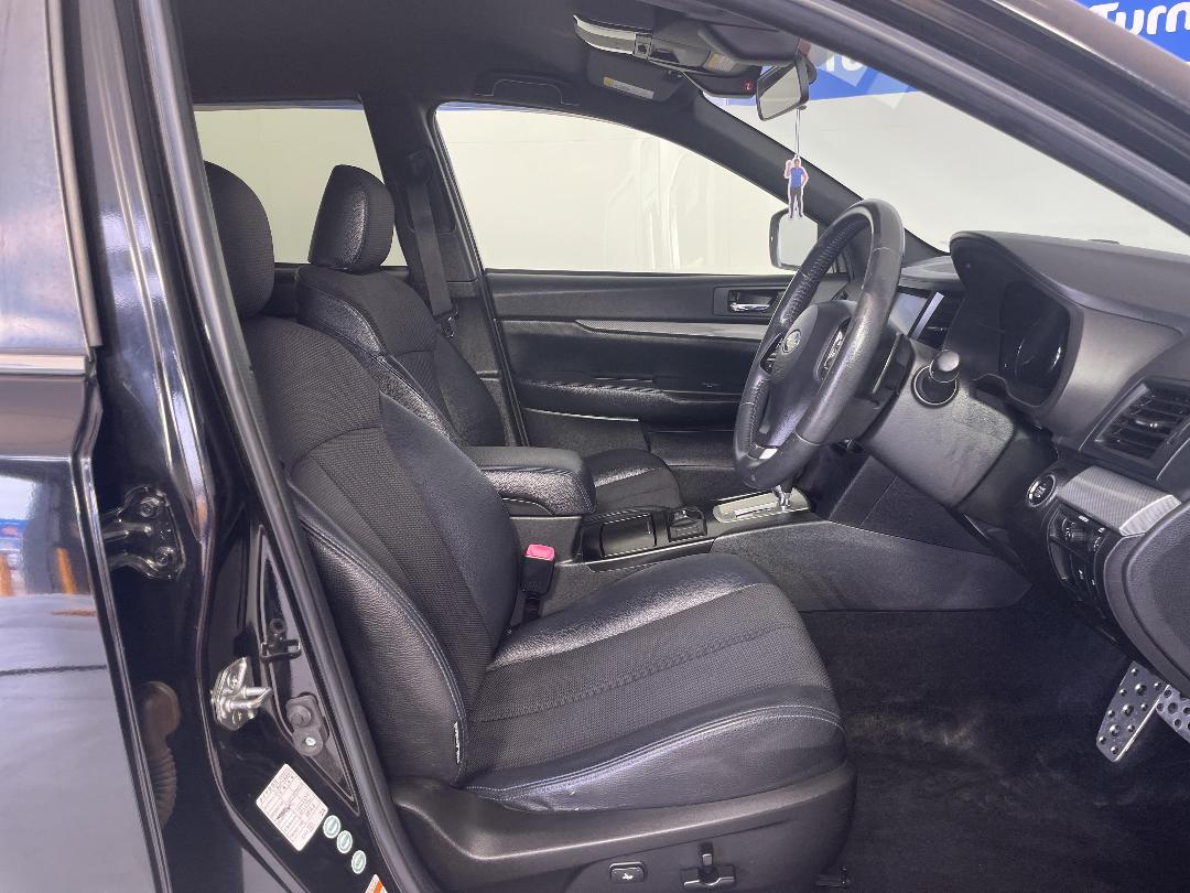 Photo '16' of Subaru Legacy Photo '16' of Subaru Legacy