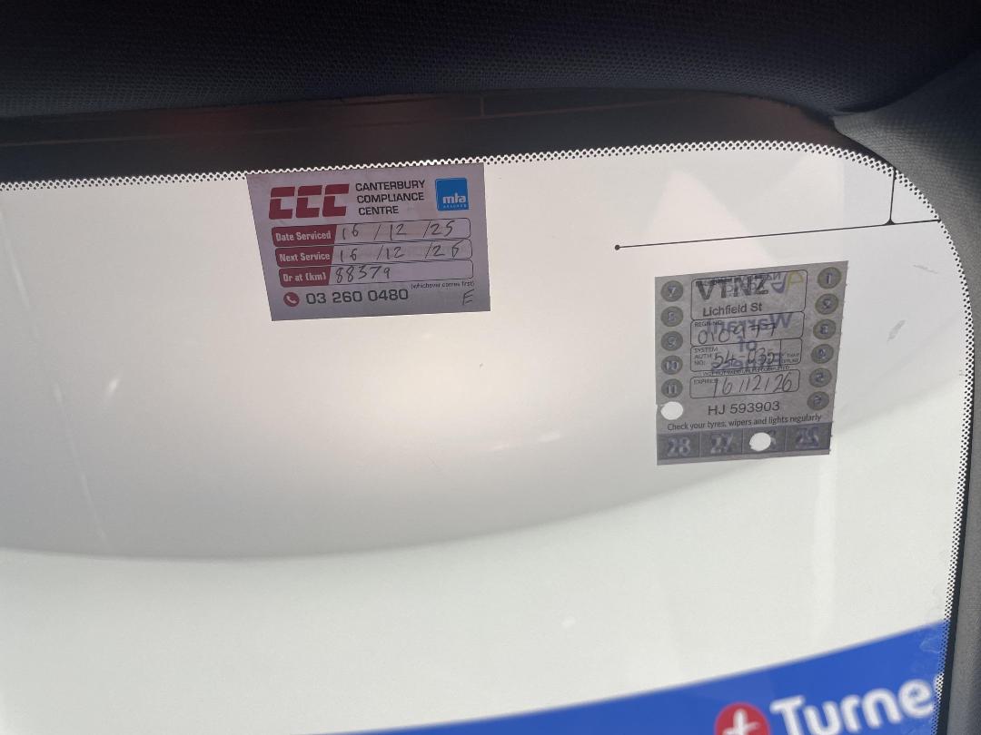 Photo '26' of Subaru Legacy Photo '26' of Subaru Legacy