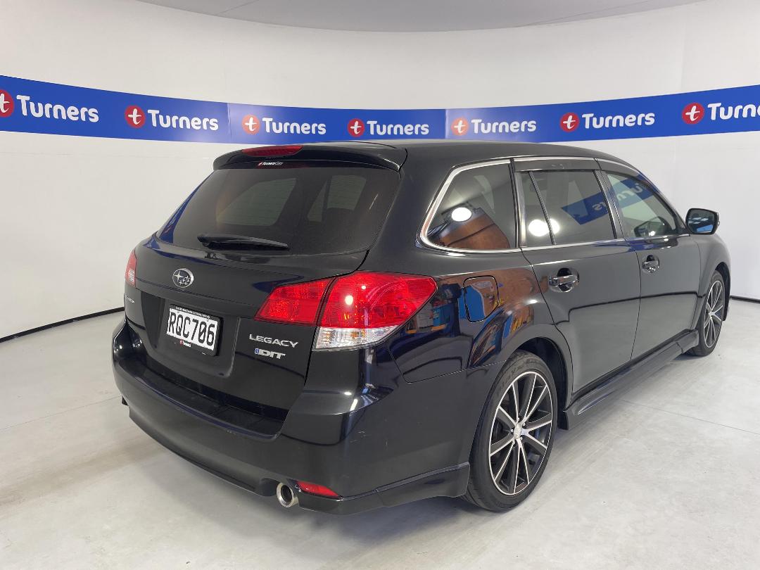 Photo '7' of Subaru Legacy