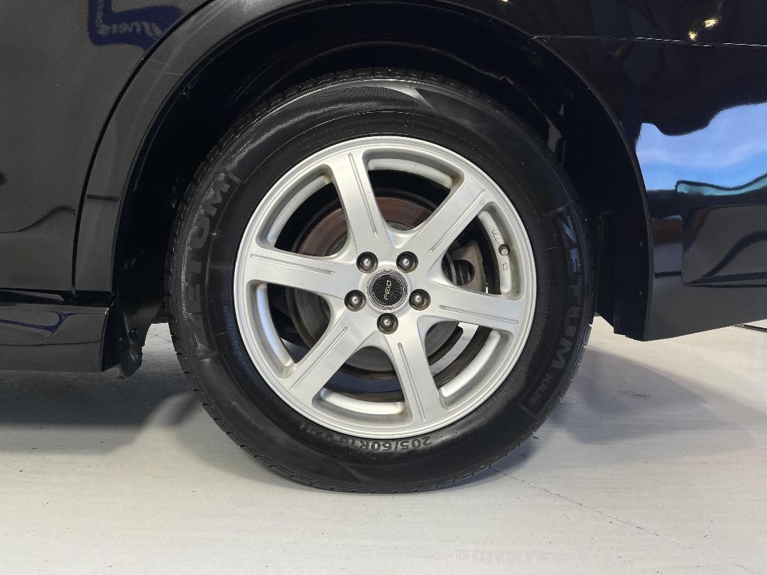 Photo '11' of Subaru Legacy Photo '11' of Subaru Legacy