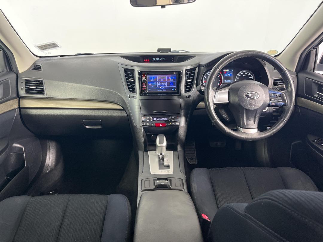 Photo '17' of Subaru Legacy Photo '17' of Subaru Legacy