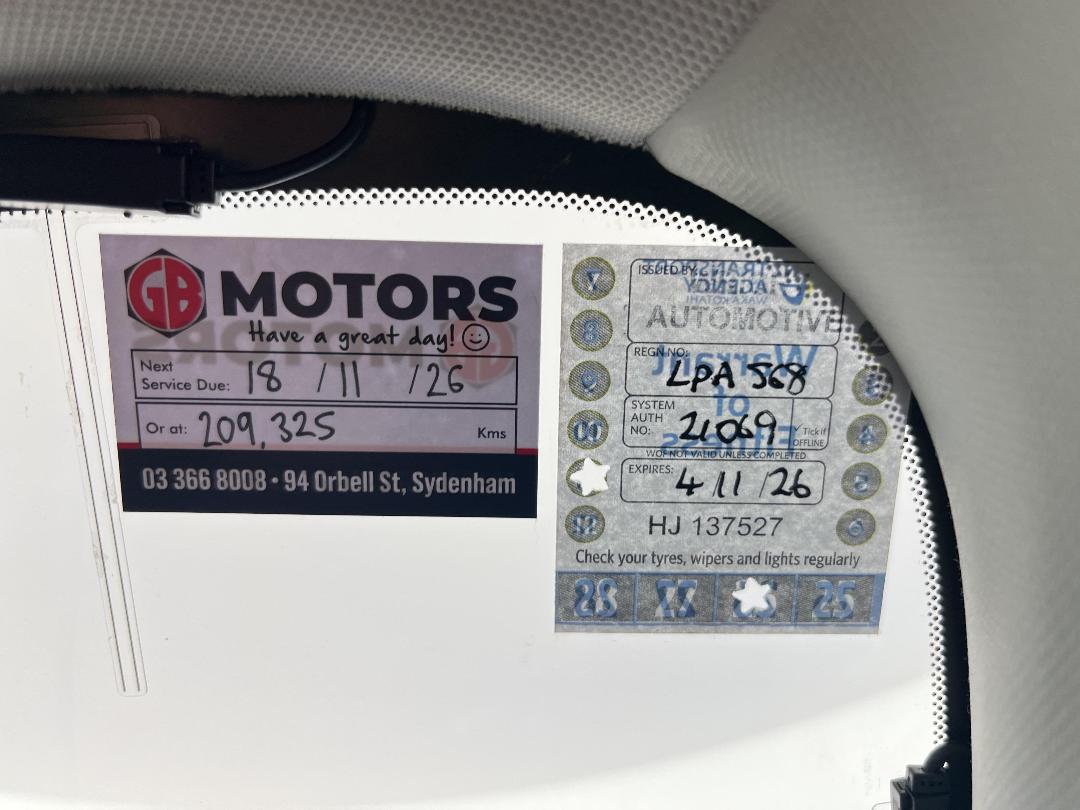 Photo '30' of Subaru Legacy Photo '30' of Subaru Legacy