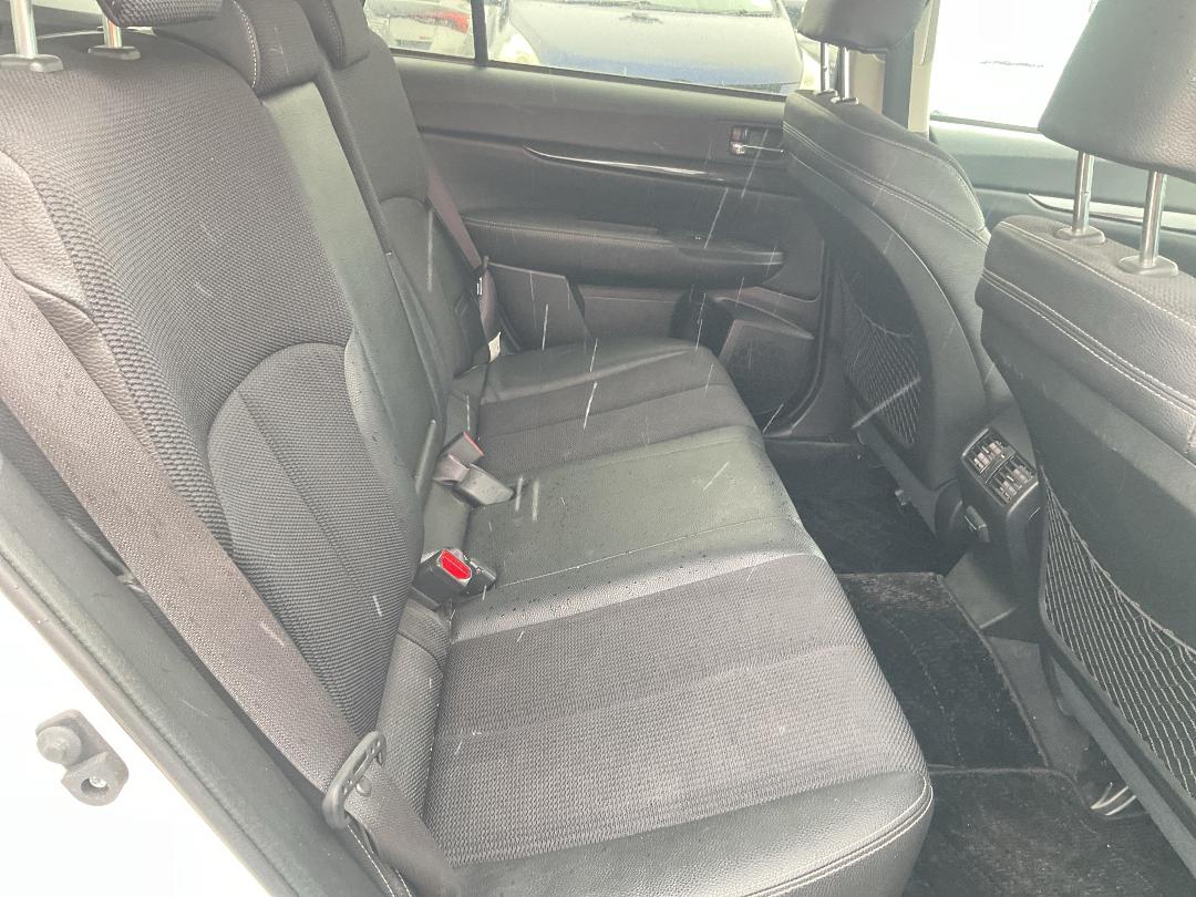 Photo '9' of Subaru Legacy