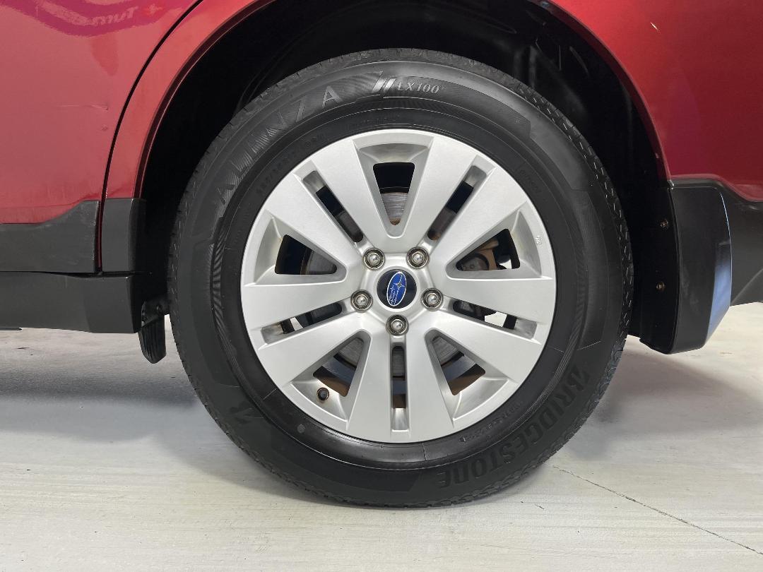 Photo '11' of Subaru Legacy