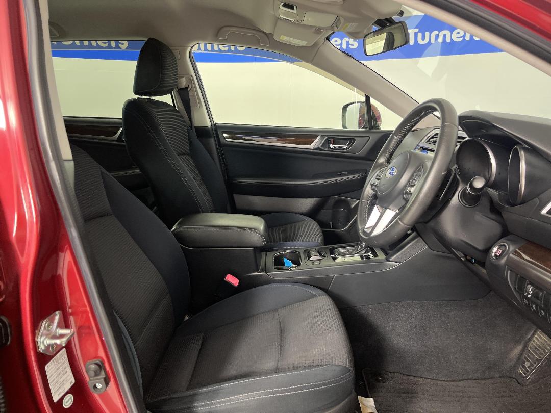 Photo '16' of Subaru Legacy