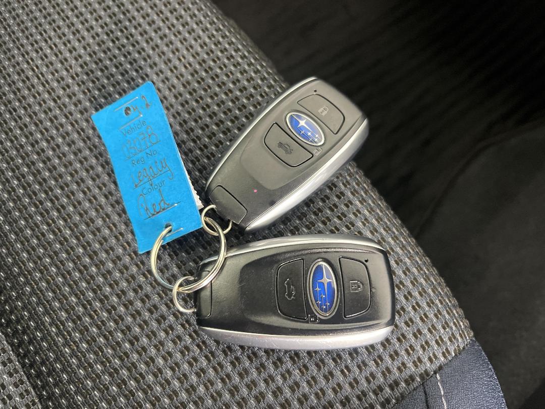 Photo '22' of Subaru Legacy