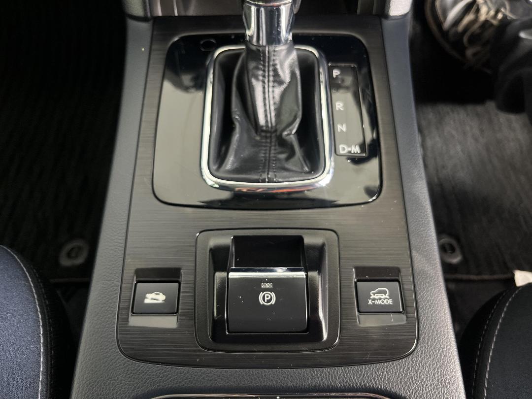 Photo '26' of Subaru Legacy