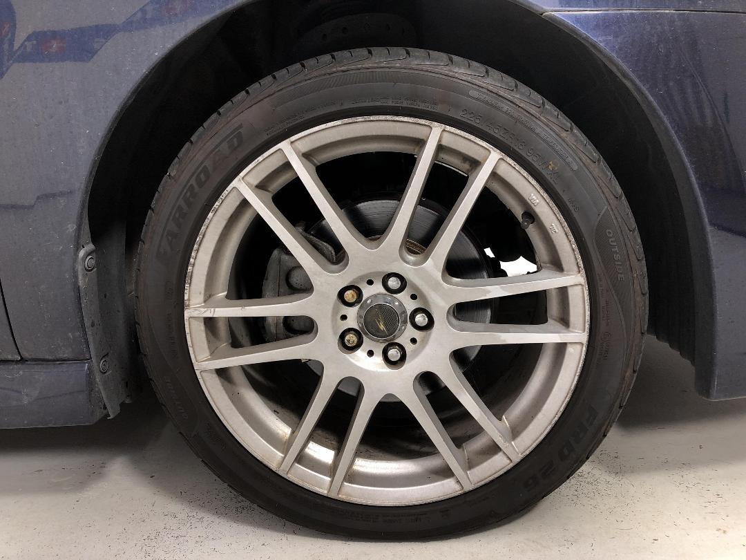 Photo '9' of Subaru Legacy