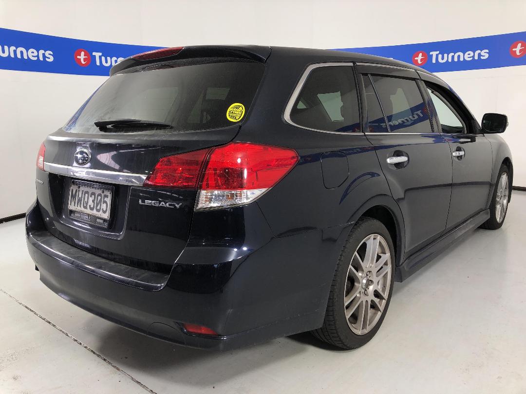 Photo '7' of Subaru Legacy