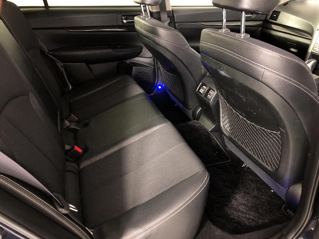 Photo '20' of Subaru Legacy