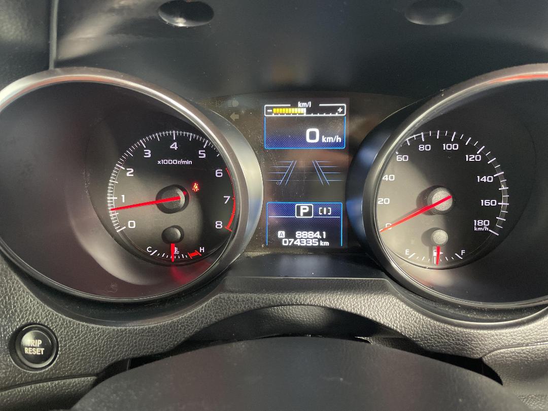 Photo '21' of Subaru Legacy