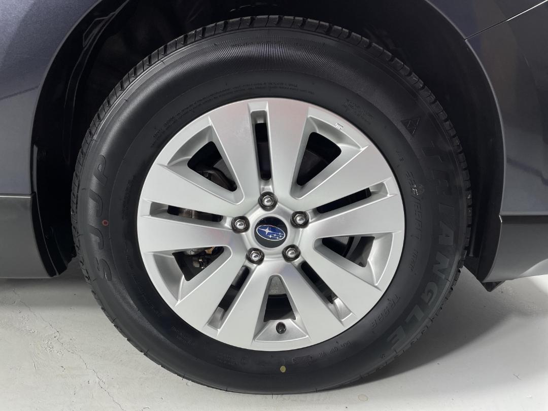 Photo '9' of Subaru Outback