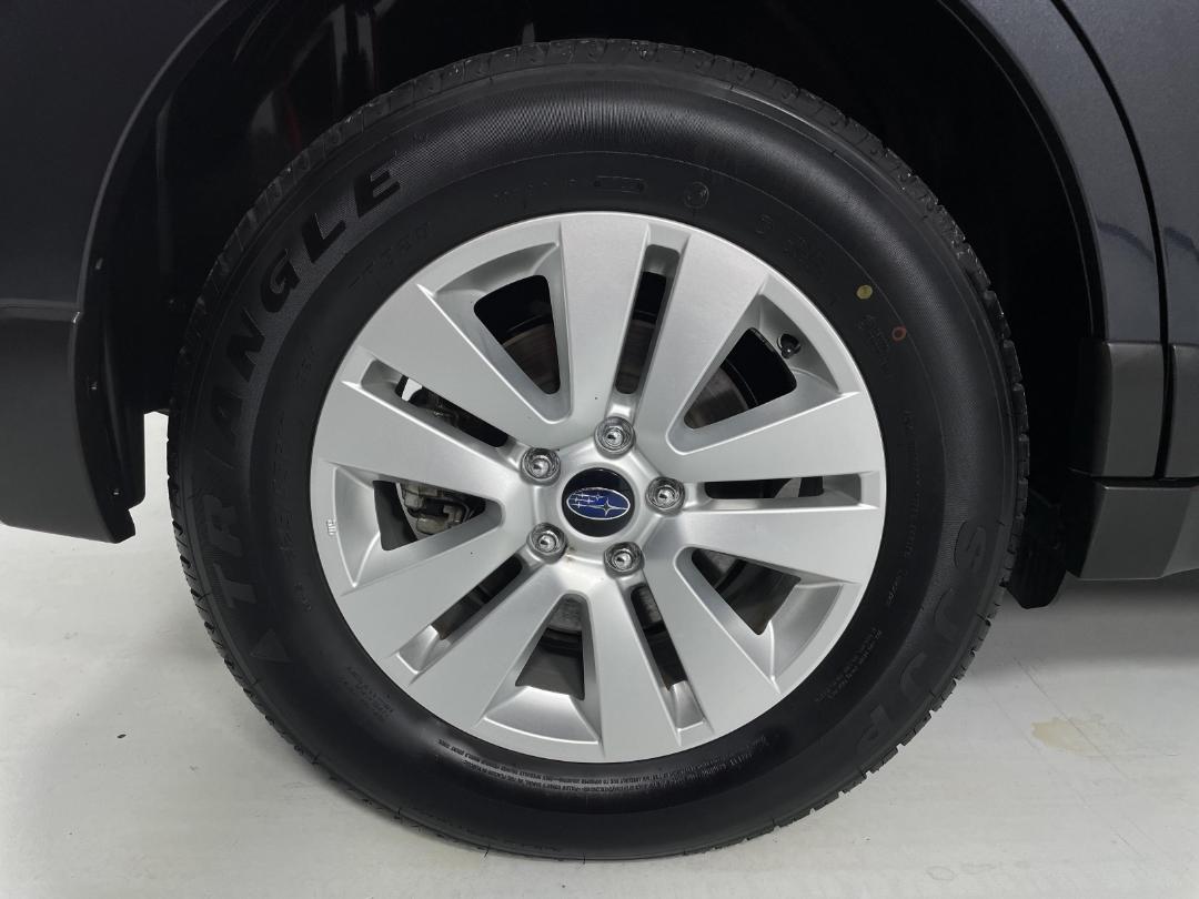 Photo '12' of Subaru Outback