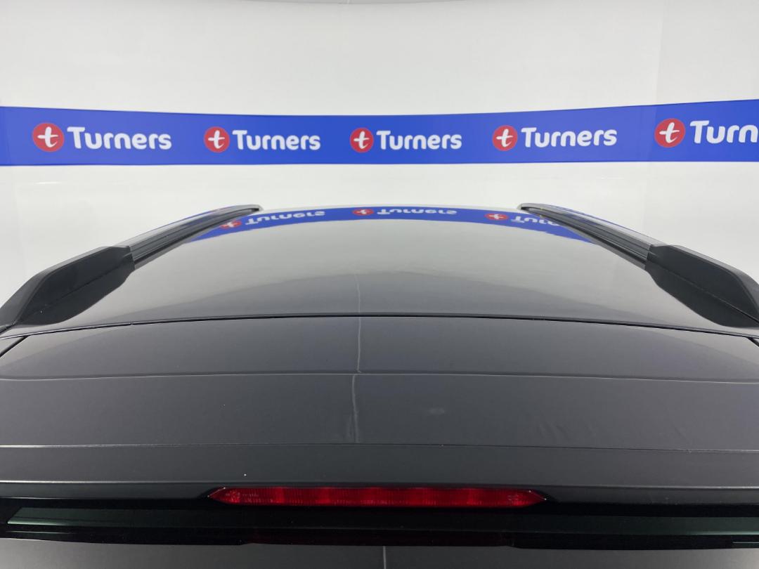 Photo '33' of Subaru Outback