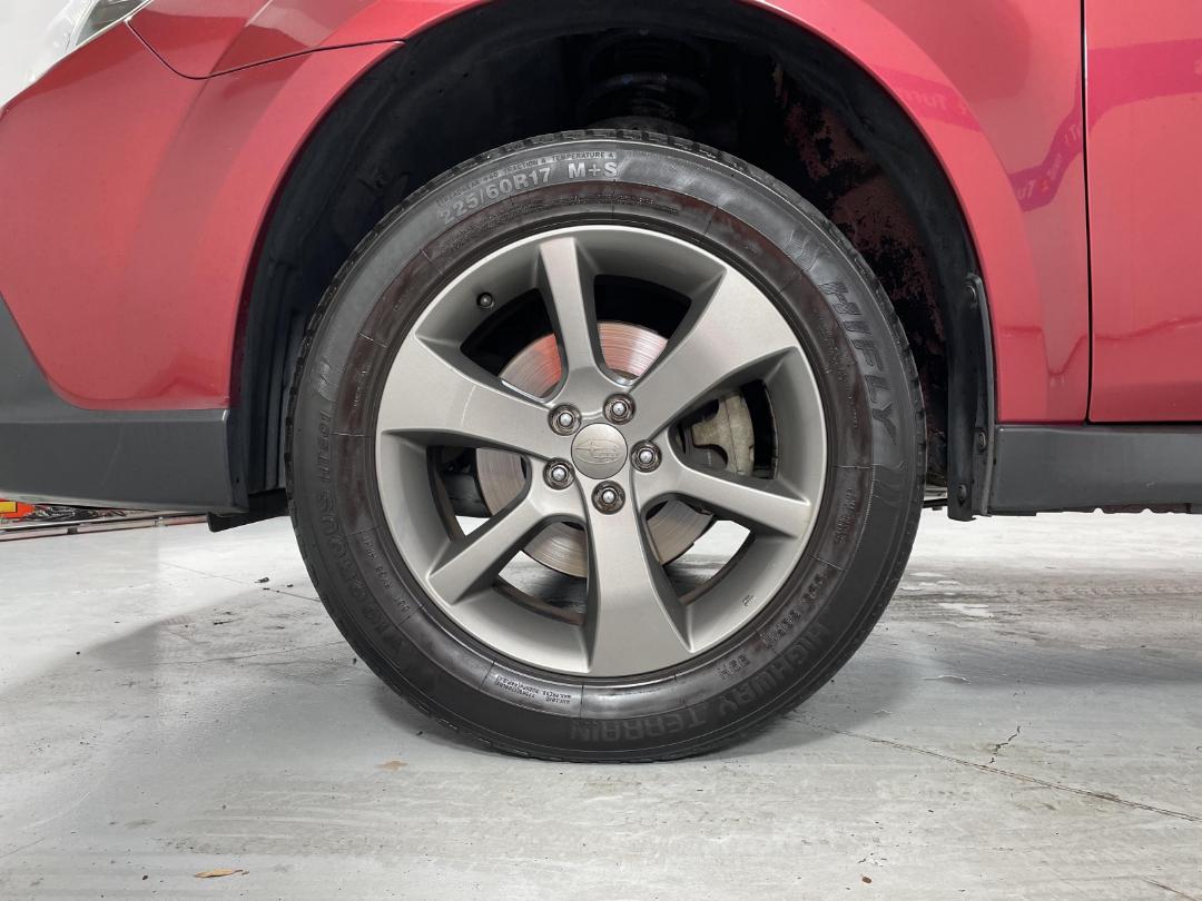 Photo '10' of Subaru Outback Photo '10' of Subaru Outback