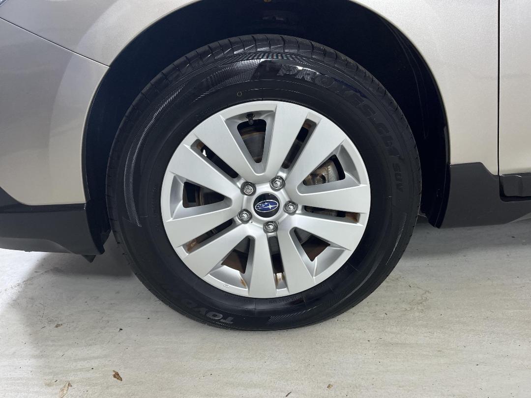 Photo '10' of Subaru Outback Photo '10' of Subaru Outback