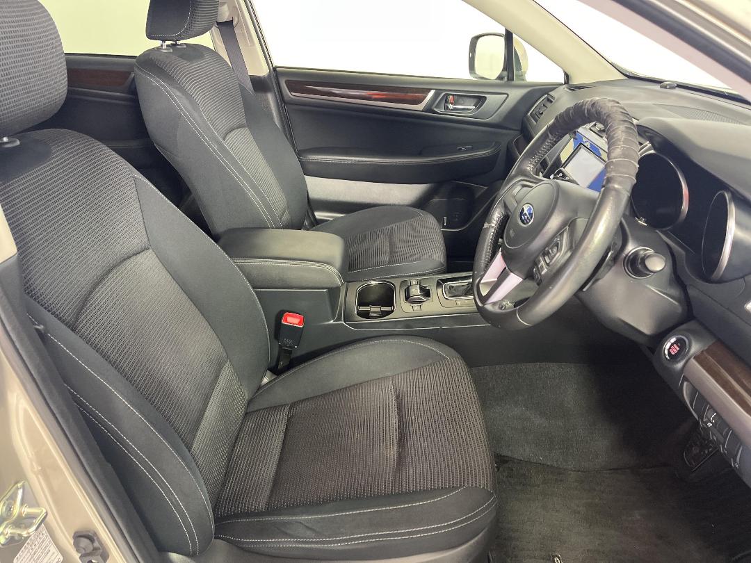 Photo '16' of Subaru Outback Photo '16' of Subaru Outback