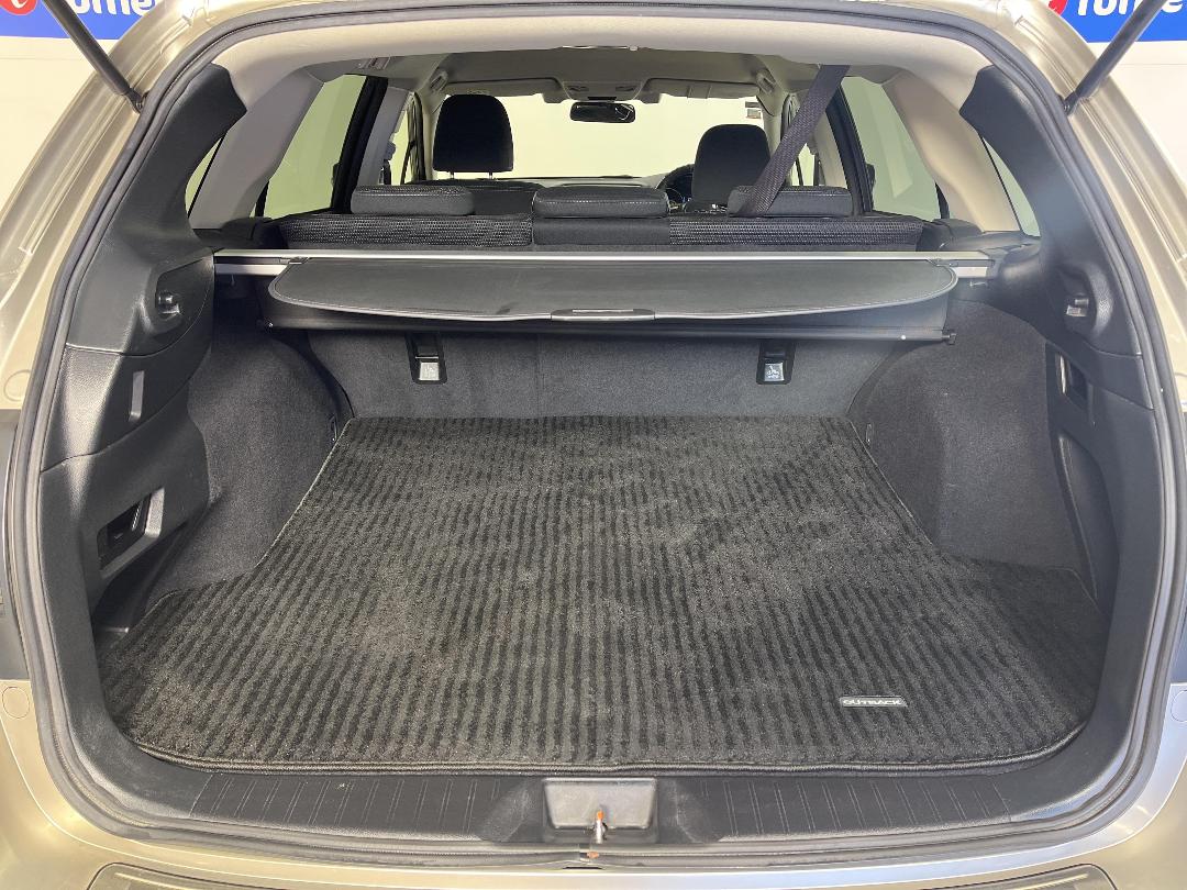 Photo '14' of Subaru Outback Photo '14' of Subaru Outback