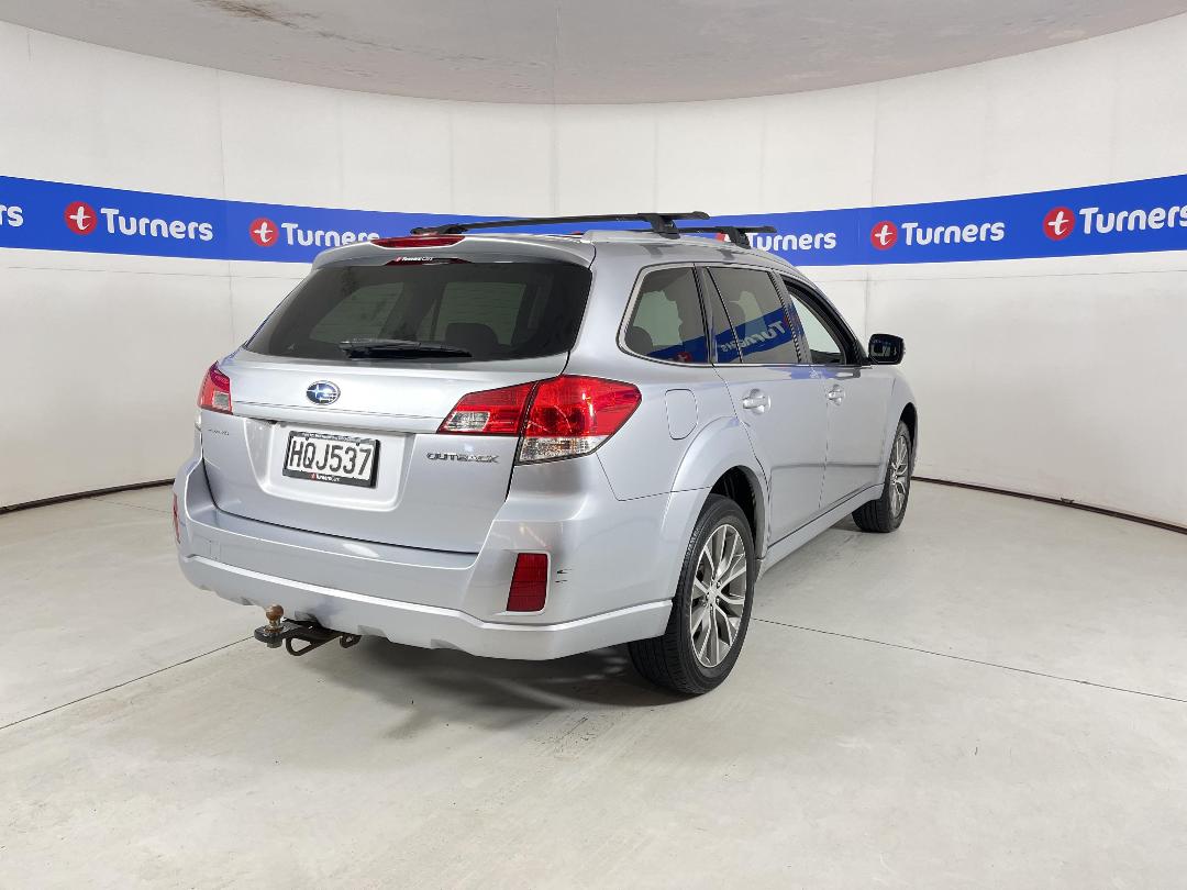 Photo '7' of Subaru Outback Photo '7' of Subaru Outback