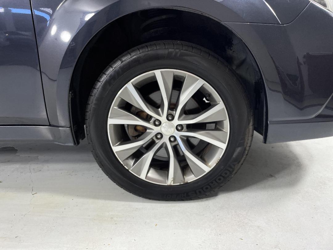 Photo '9' of Subaru Outback