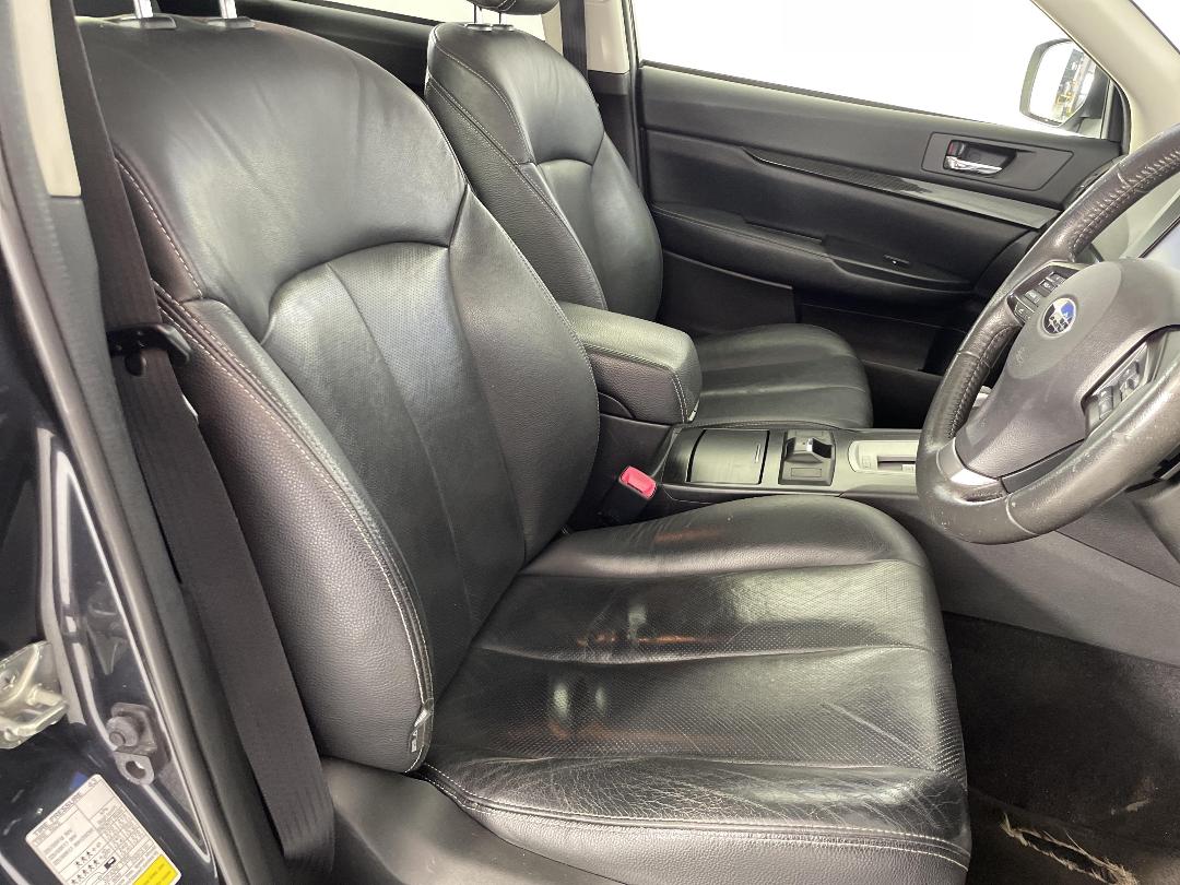 Photo '16' of Subaru Outback