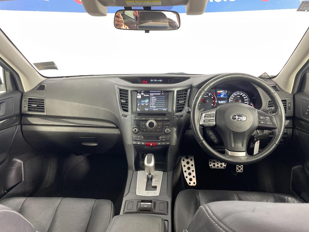 Photo '17' of Subaru Outback