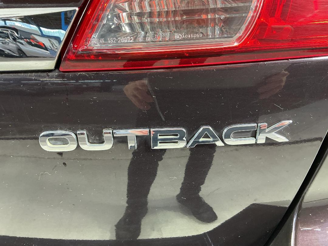 Photo '30' of Subaru Outback Photo '30' of Subaru Outback