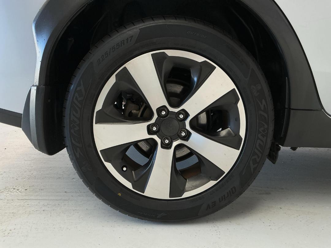 Photo '12' of Subaru XV