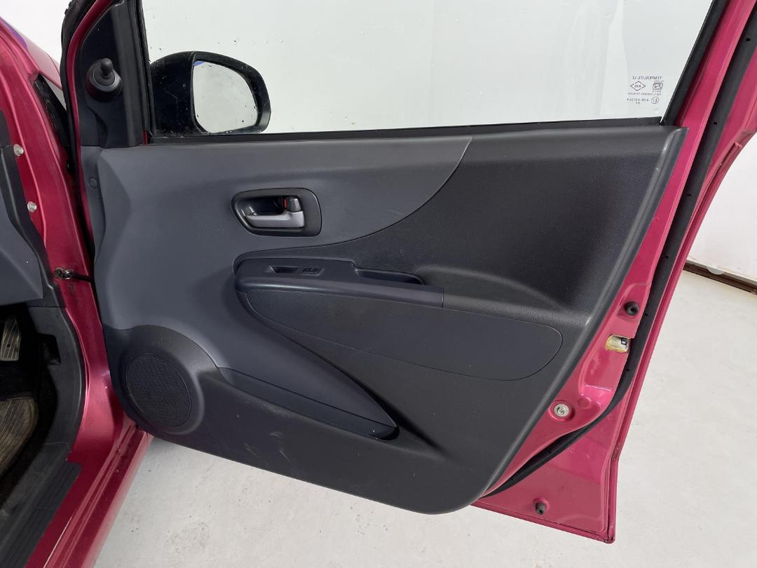 Photo '15' of Suzuki Alto Photo '15' of Suzuki Alto