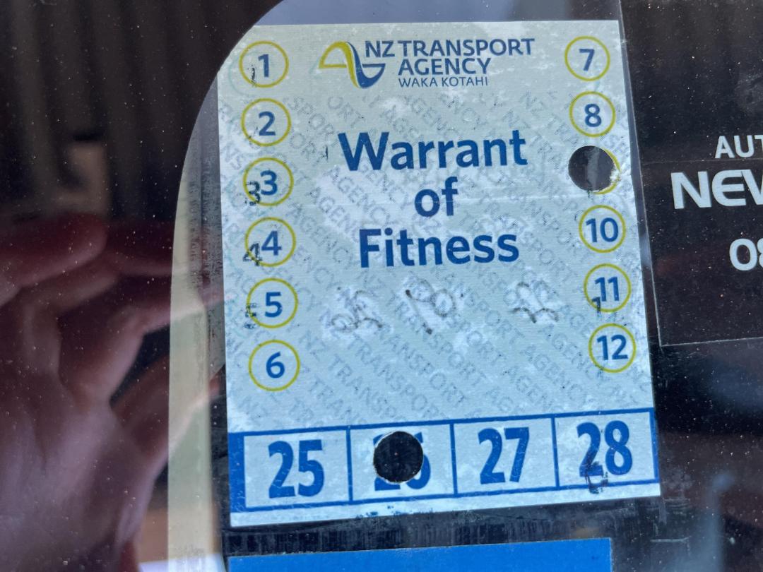 Photo '23' of Suzuki Alto Photo '23' of Suzuki Alto