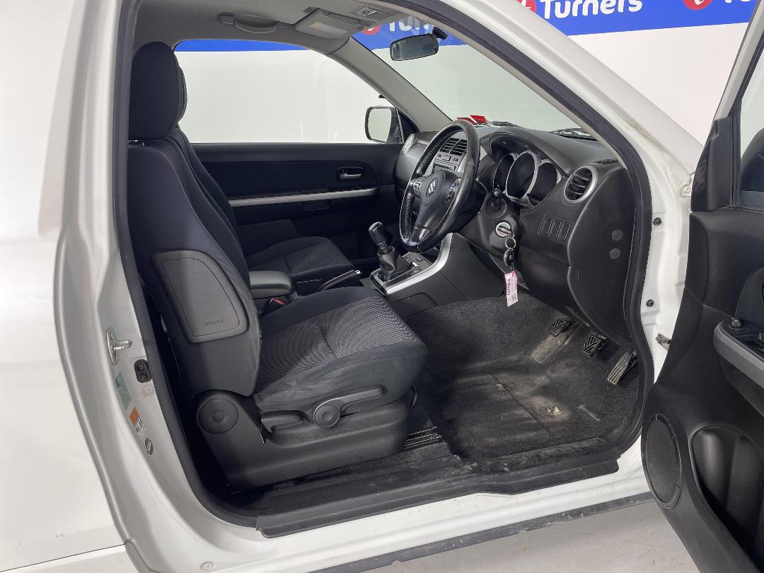 Photo '15' of Suzuki Grand Vitara