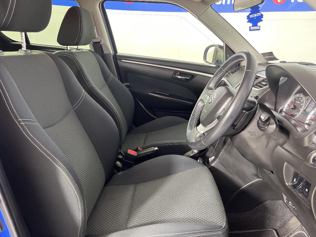 Photo '16' of Suzuki Swift