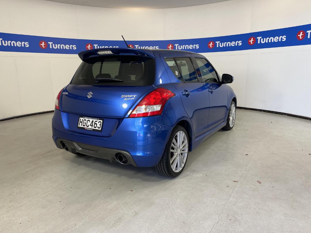 Photo '7' of Suzuki Swift