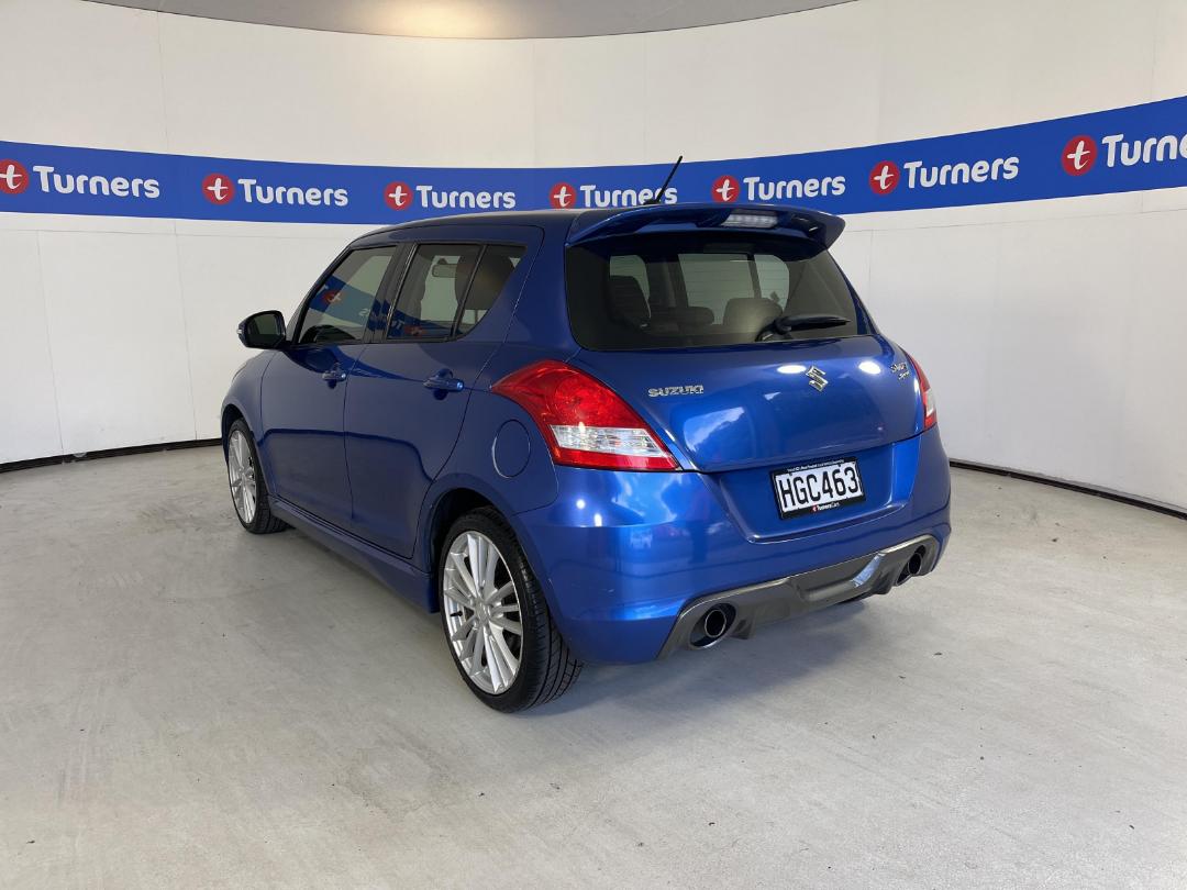 Photo '5' of Suzuki Swift