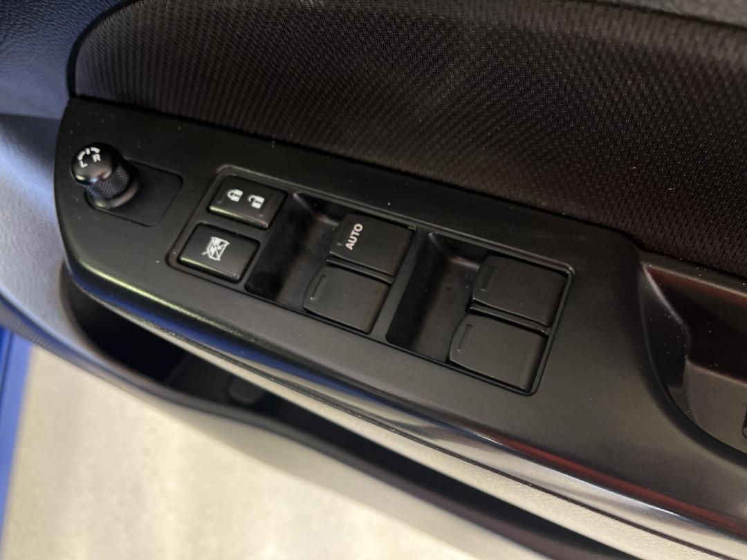 Photo '23' of Suzuki Swift