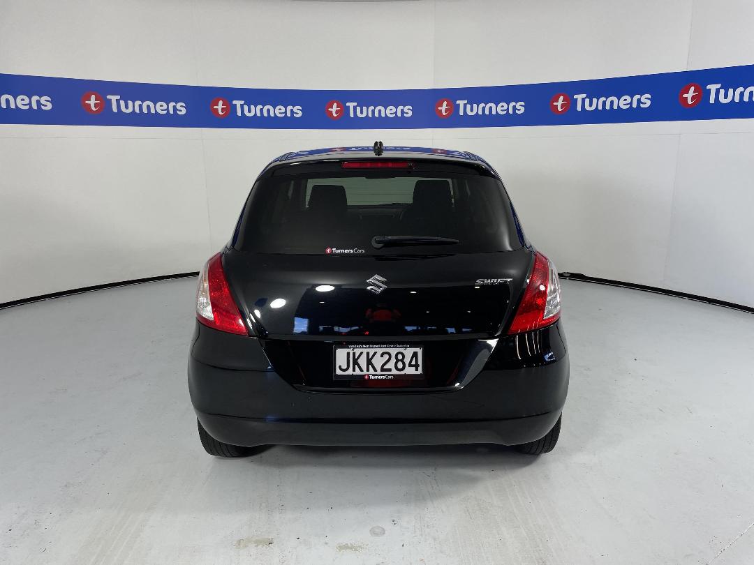 Photo '6' of Suzuki Swift