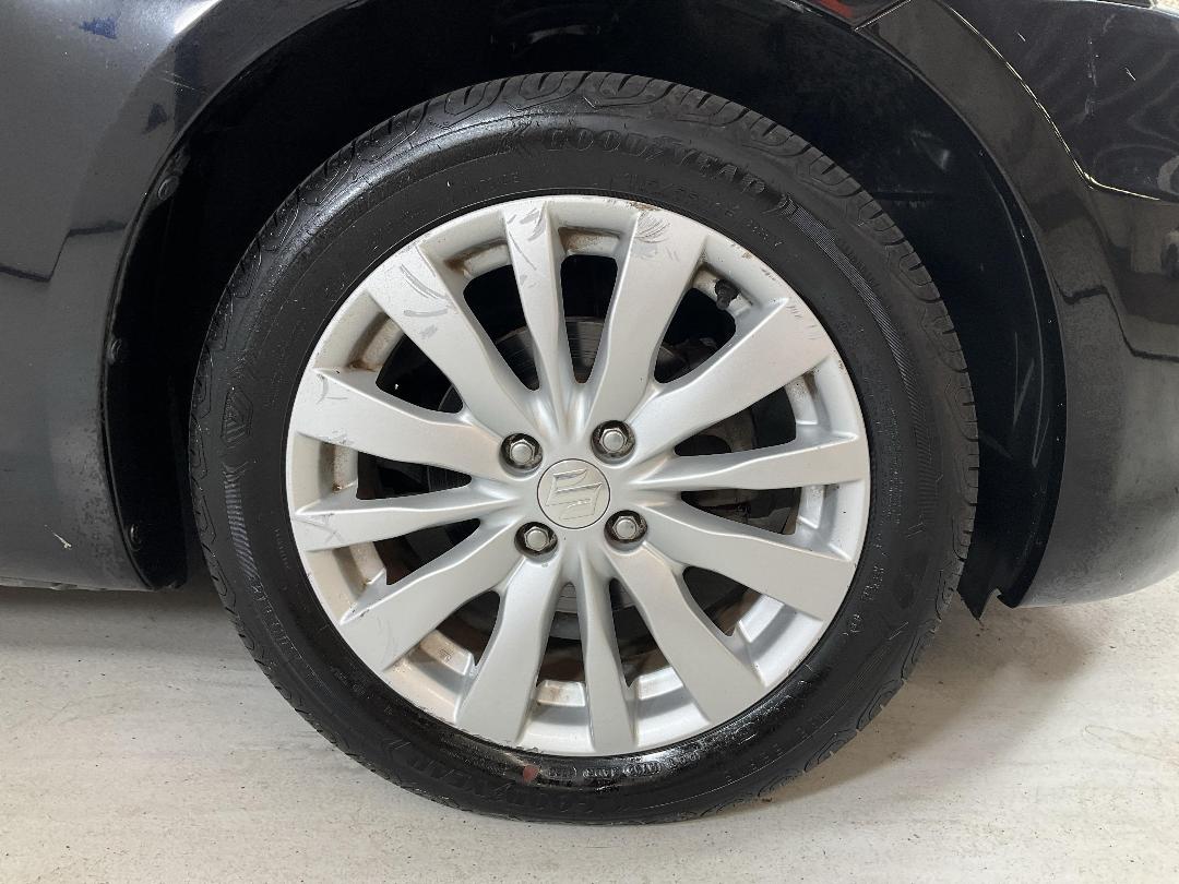 Photo '9' of Suzuki Swift