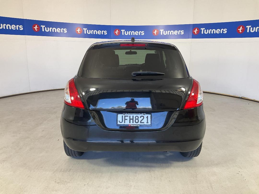 Photo '6' of Suzuki Swift