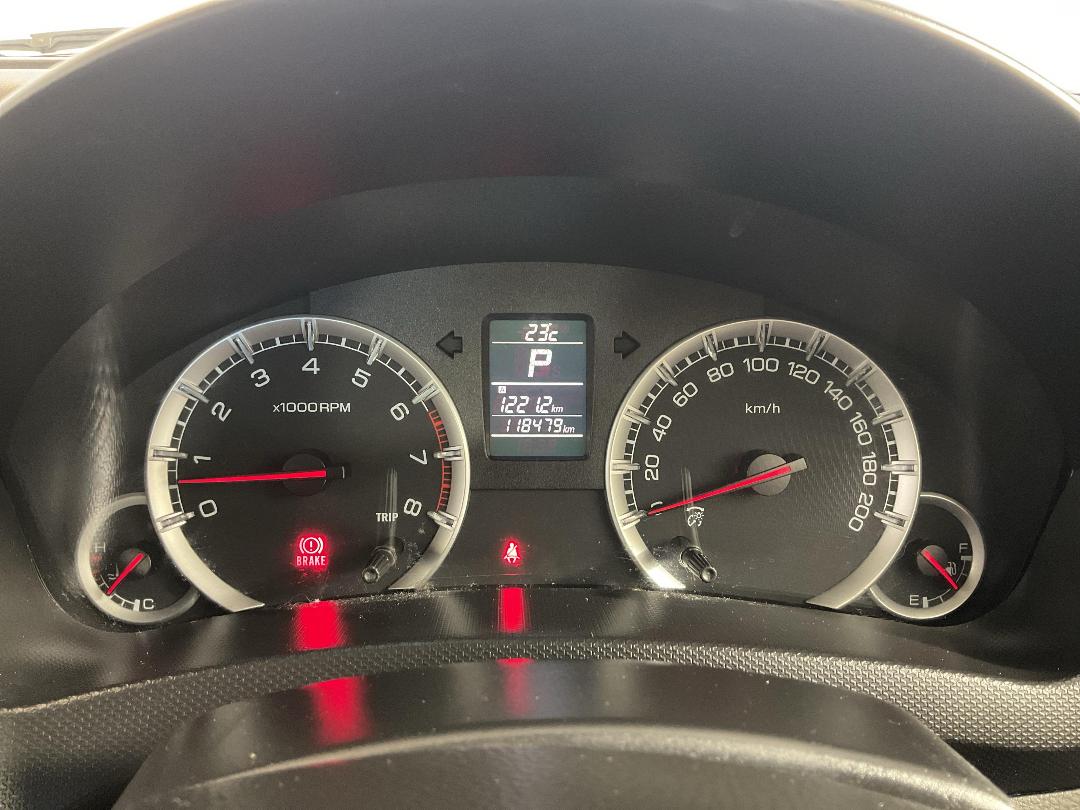 Photo '21' of Suzuki Swift