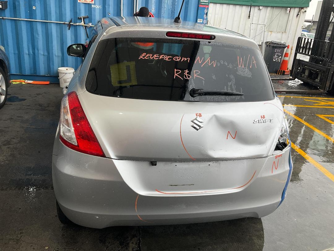 Photo '10' of Suzuki Swift Photo '10' of Suzuki Swift