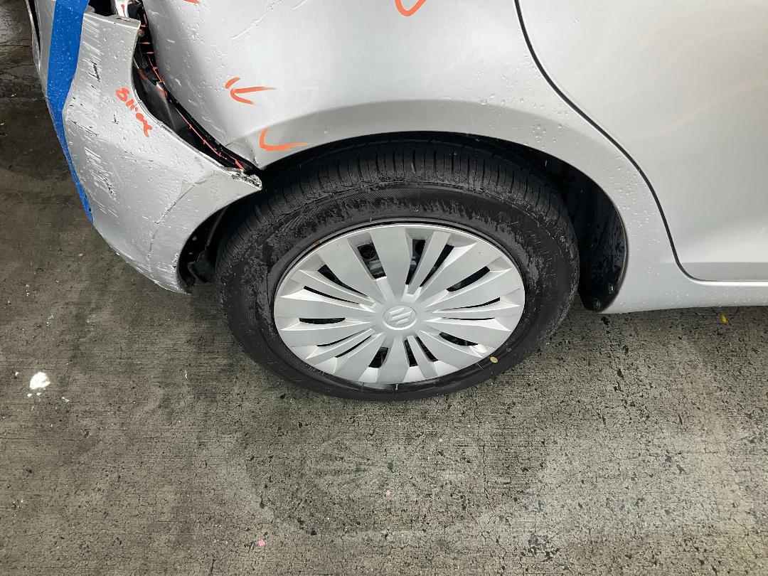 Photo '16' of Suzuki Swift Photo '16' of Suzuki Swift