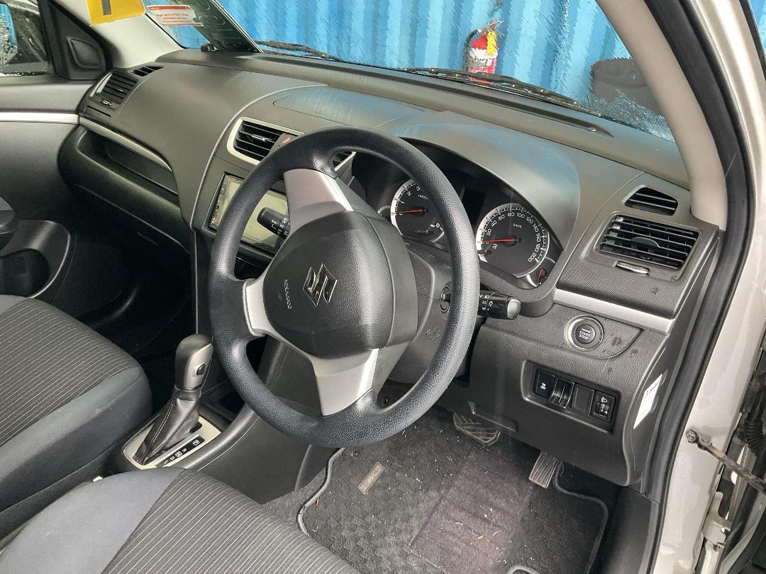 Photo '19' of Suzuki Swift Photo '19' of Suzuki Swift