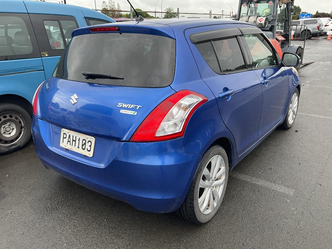 Photo '4' of Suzuki Swift Photo '4' of Suzuki Swift