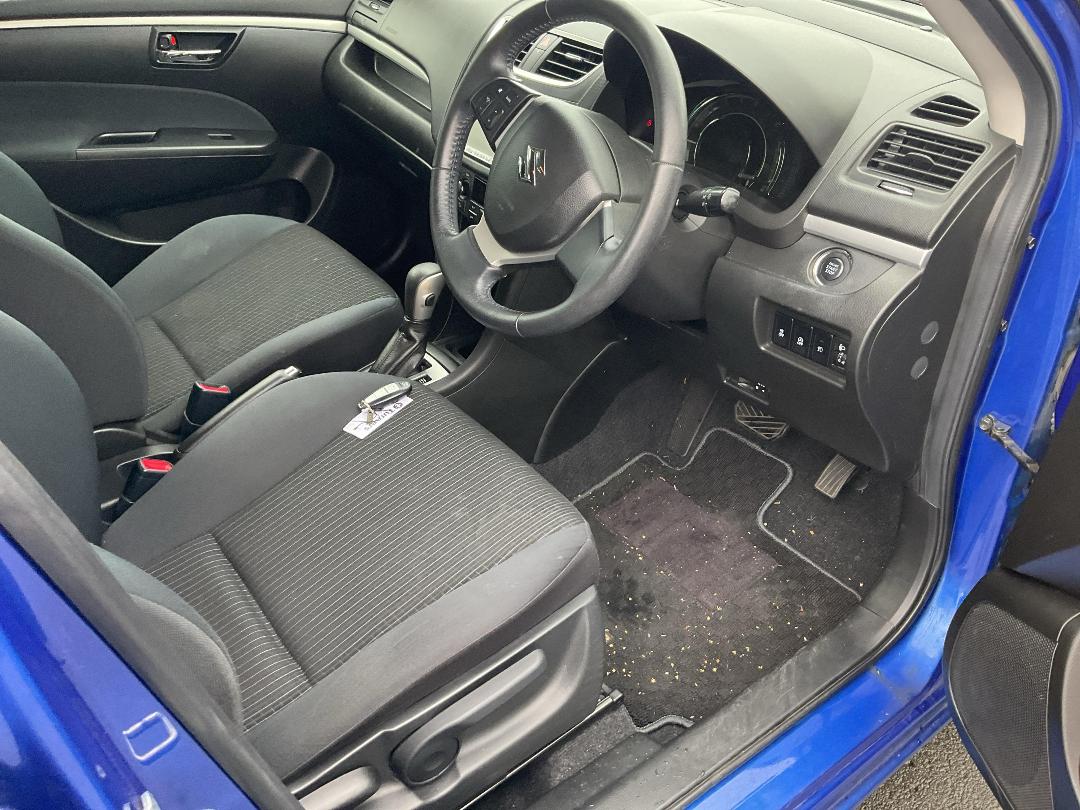 Photo '12' of Suzuki Swift Photo '12' of Suzuki Swift