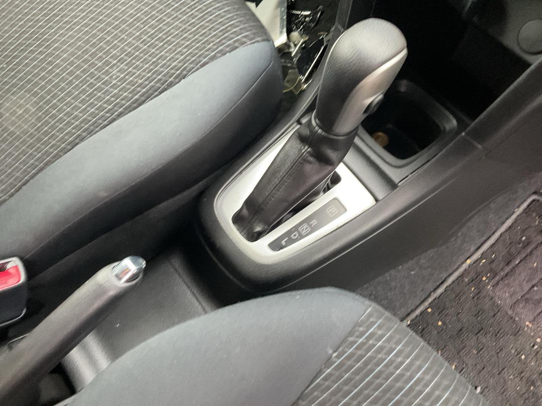 Photo '13' of Suzuki Swift Photo '13' of Suzuki Swift