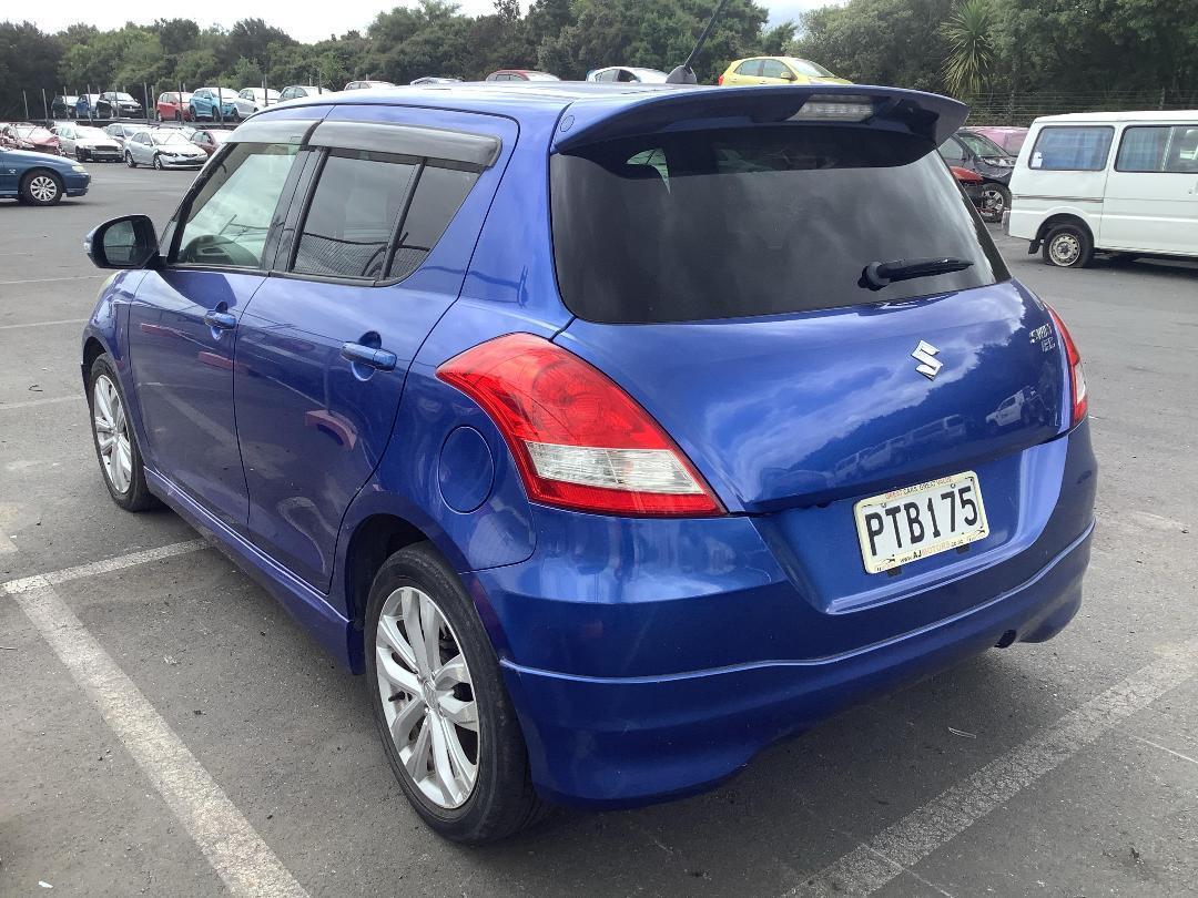 Photo '6' of Suzuki Swift