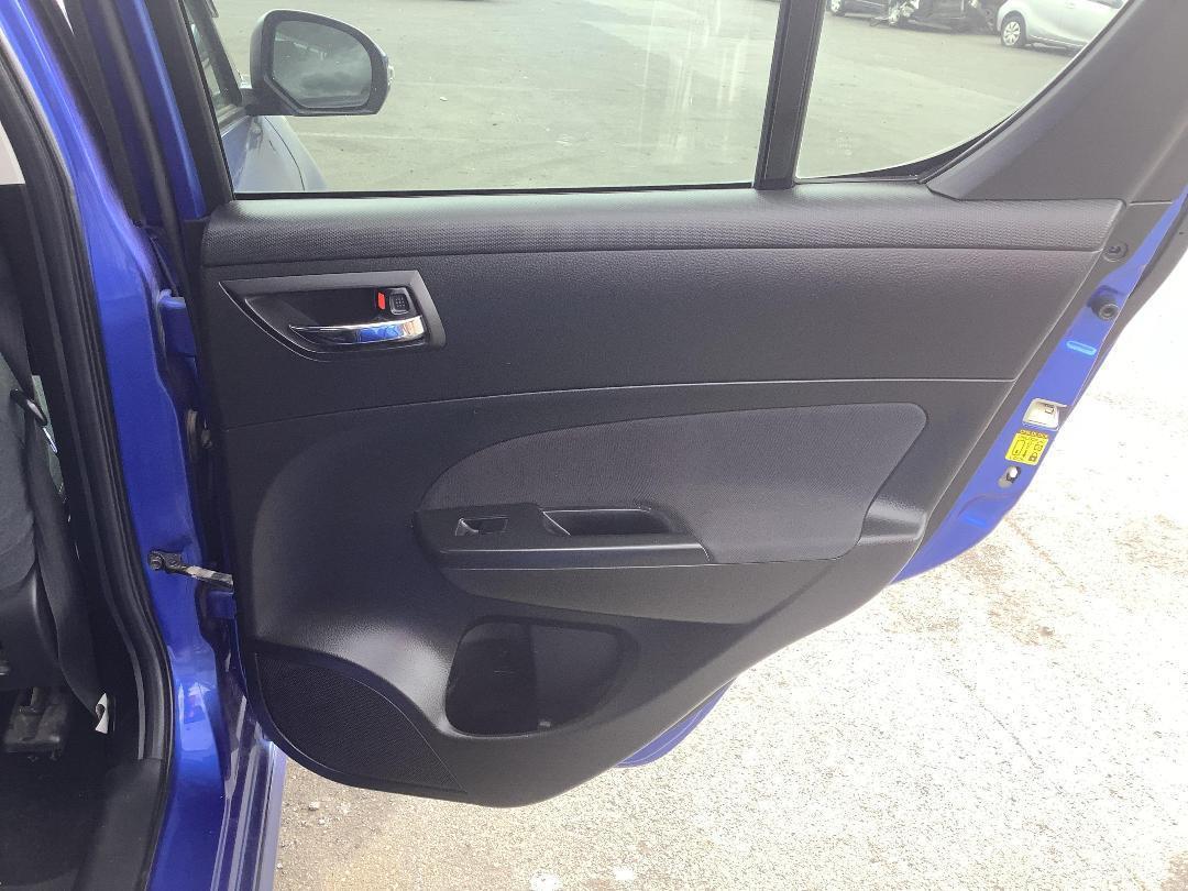 Photo '10' of Suzuki Swift