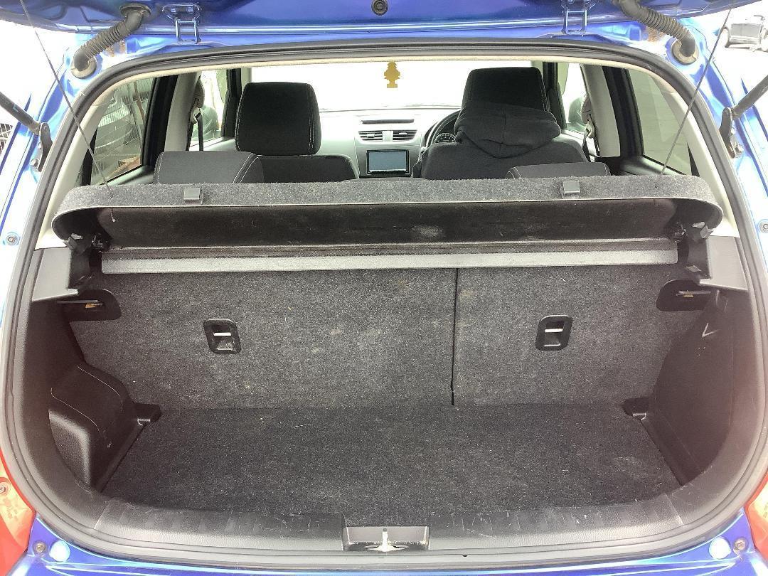 Photo '9' of Suzuki Swift