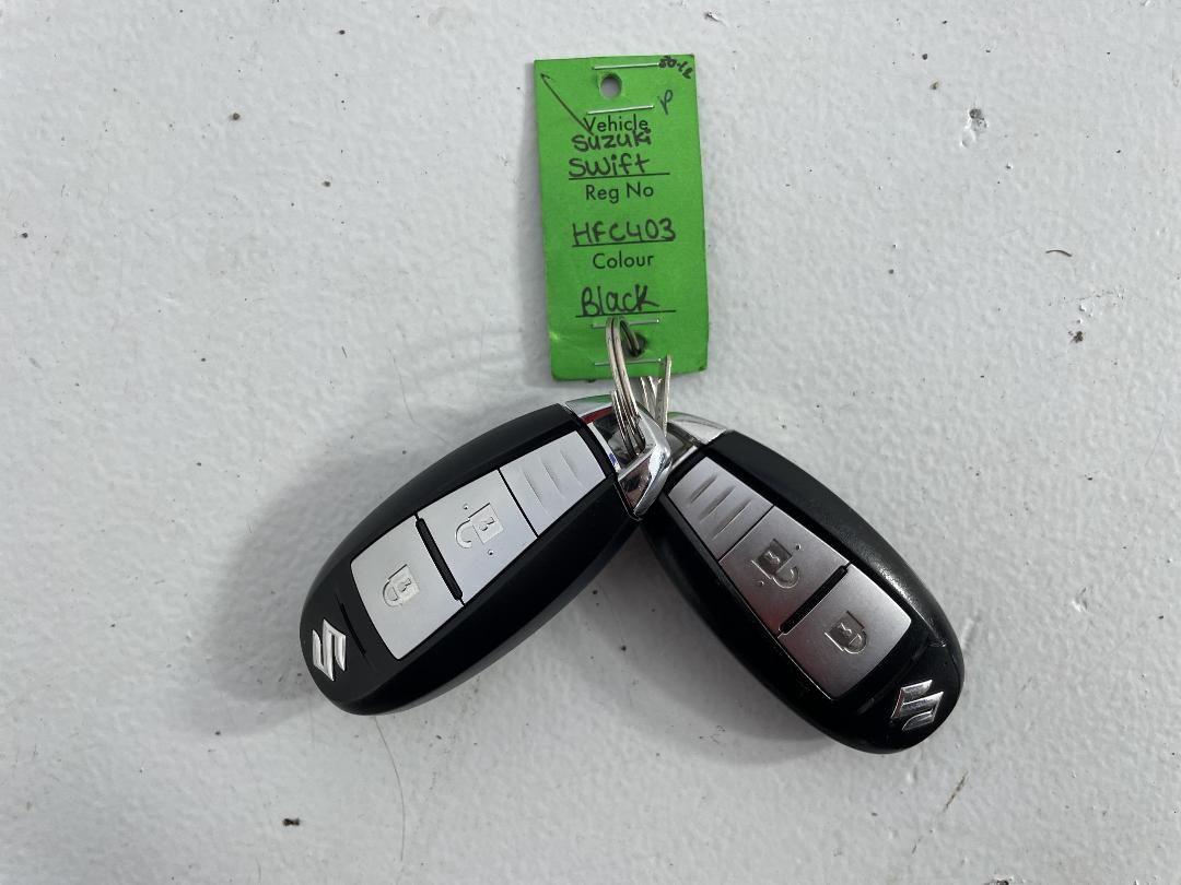 Photo '21' of Suzuki Swift