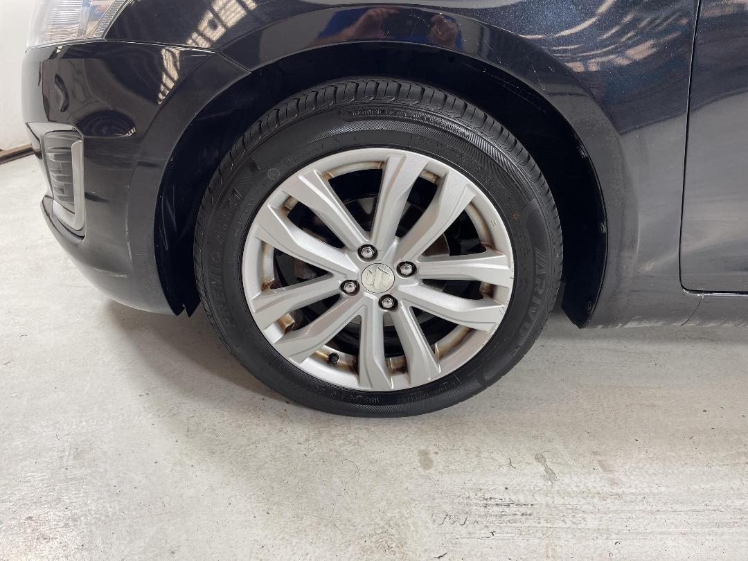 Photo '10' of Suzuki Swift